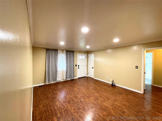 2752 S 116th East Avenue, Tulsa, OK 74129