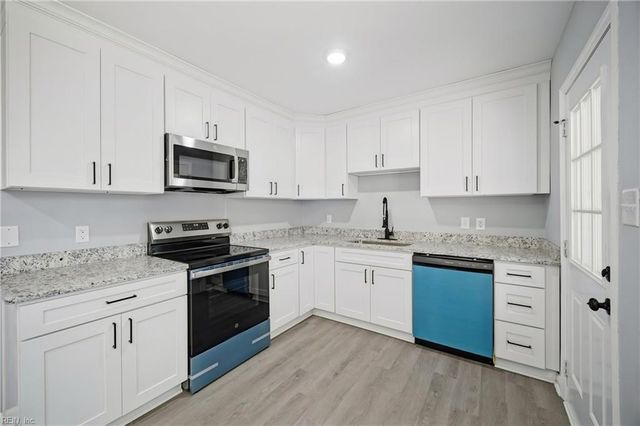 5761 N Ottawa RD, Virginia Beach, VA 23462