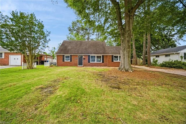 5761 N Ottawa RD, Virginia Beach, VA 23462
