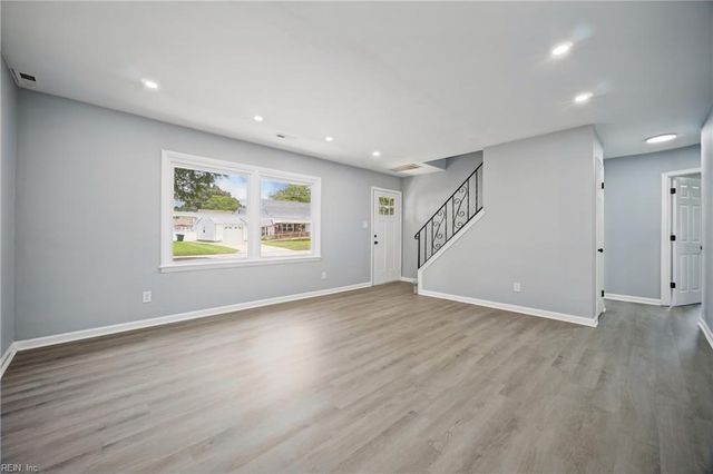 5761 N Ottawa RD, Virginia Beach, VA 23462