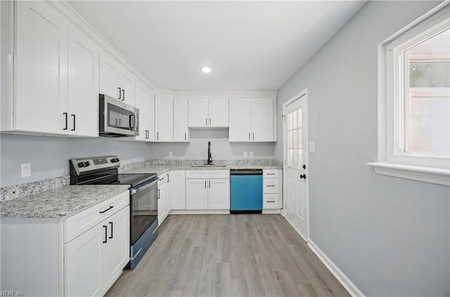 5761 N Ottawa RD, Virginia Beach, VA 23462