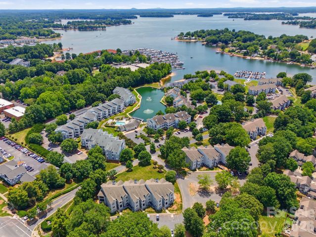 18817 Nautical Drive 105, Cornelius, NC 28031