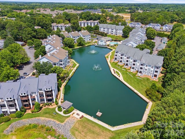 18817 Nautical Drive 105, Cornelius, NC 28031