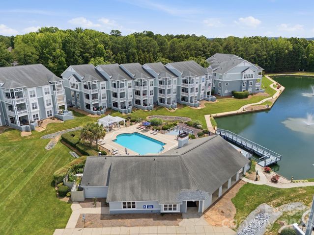 18817 Nautical Drive 105, Cornelius, NC 28031