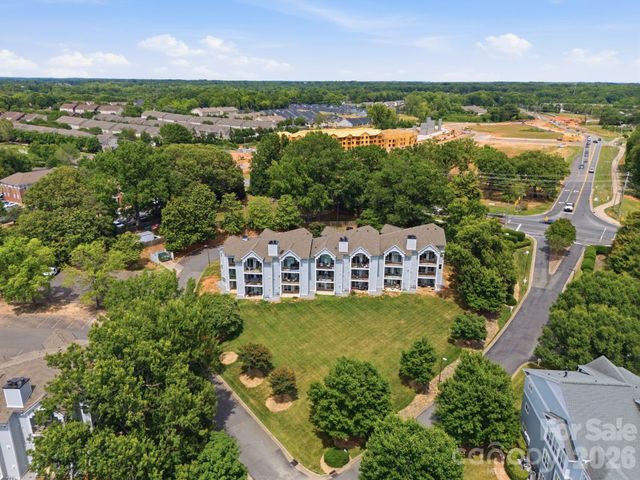 18817 Nautical Drive 105, Cornelius, NC 28031