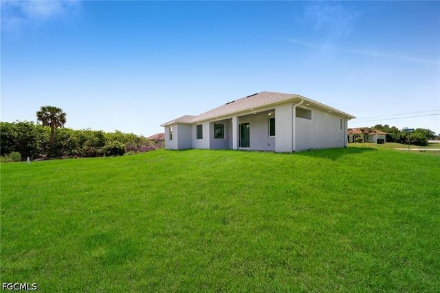 4119 17th ST SW, Lehigh Acres, FL 33976