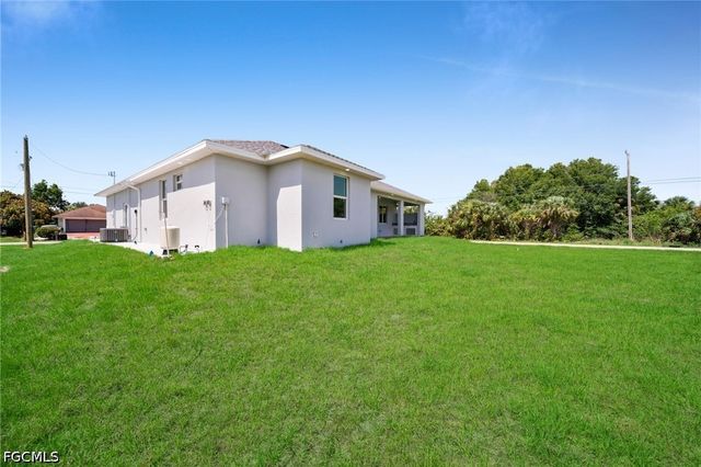 4119 17th ST SW, Lehigh Acres, FL 33976