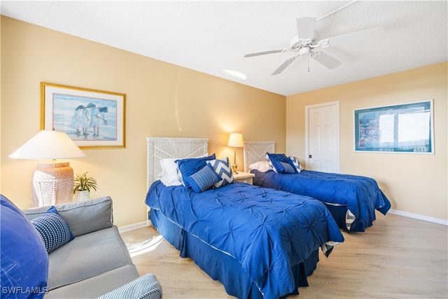 4551 Gulf Shore BLVD N 1506, Naples, FL 34103