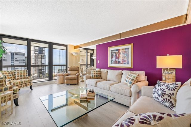 4551 Gulf Shore BLVD N 1506, Naples, FL 34103