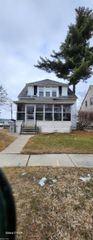 29 E Harry Street, Hazel Park, MI 48030