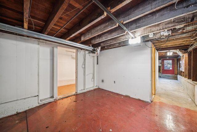 925 925 E 19Th St, Oakland, CA 94606