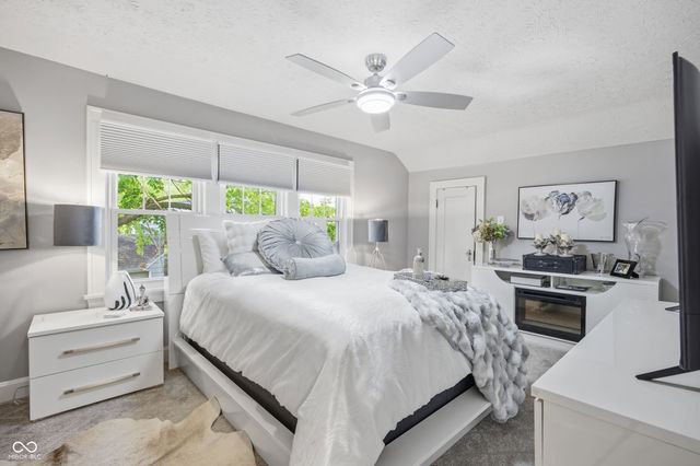 1125 N Madison Avenue, Anderson, IN 46011