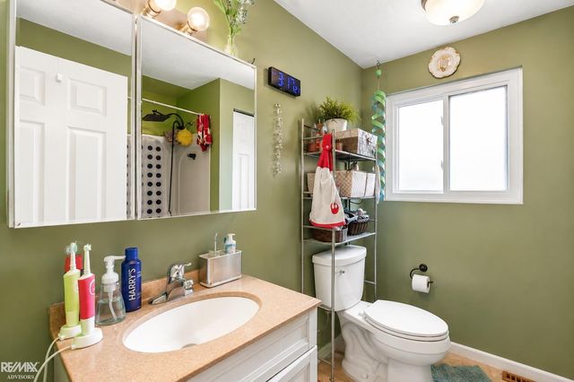 939 Liberty Street, Algonac, MI 48001