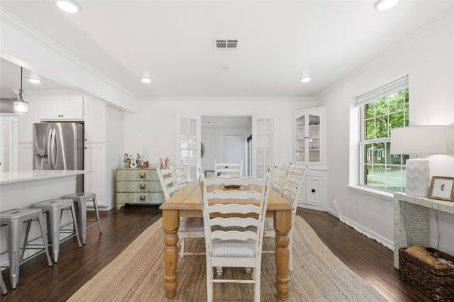 2834 E 21st Place, Tulsa, OK 74114
