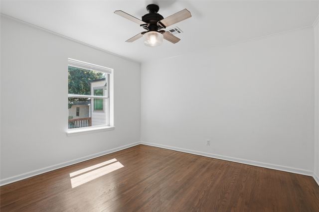 2834 E 21st Place, Tulsa, OK 74114