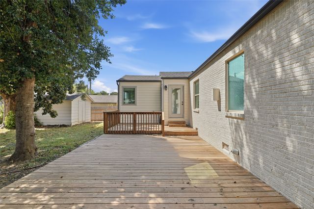 2834 E 21st Place, Tulsa, OK 74114