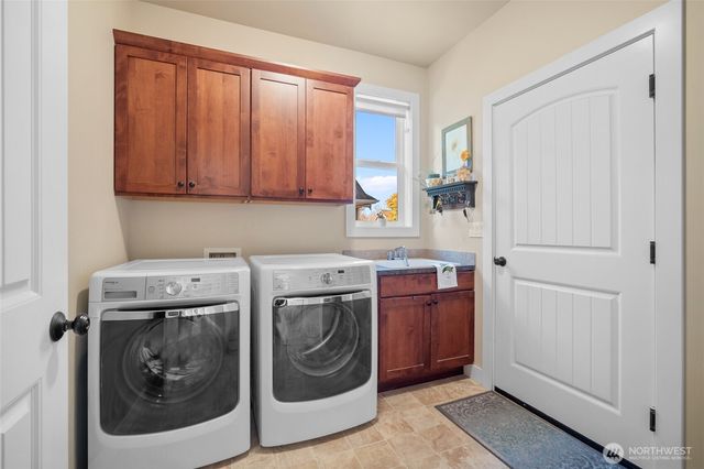 1648 Scenic Place, Lynden, WA 98264