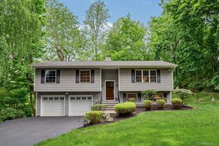 254 Furnace Dock Road, Cortlandt Manor, NY 10567