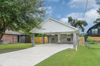 10914 Hummingbird Place, Conroe, TX 77385