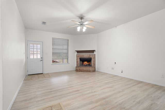 8629 Rainy Lake Drive, Fort Worth, TX 76244