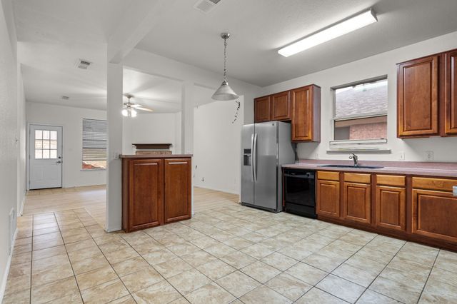 8629 Rainy Lake Drive, Fort Worth, TX 76244