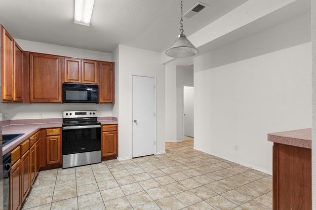 8629 Rainy Lake Drive, Fort Worth, TX 76244