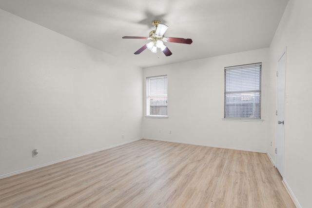 8629 Rainy Lake Drive, Fort Worth, TX 76244