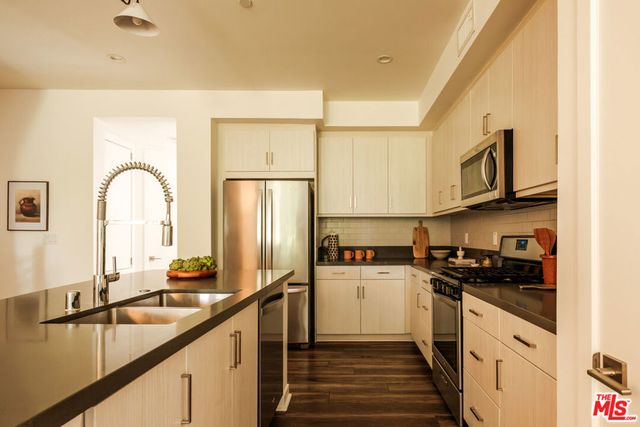 14113 W Monroe Place, Van Nuys, CA 91405