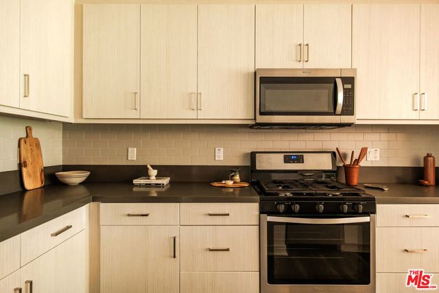 14113 W Monroe Place, Van Nuys, CA 91405