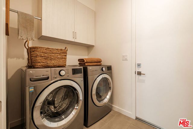 14113 W Monroe Place, Van Nuys, CA 91405