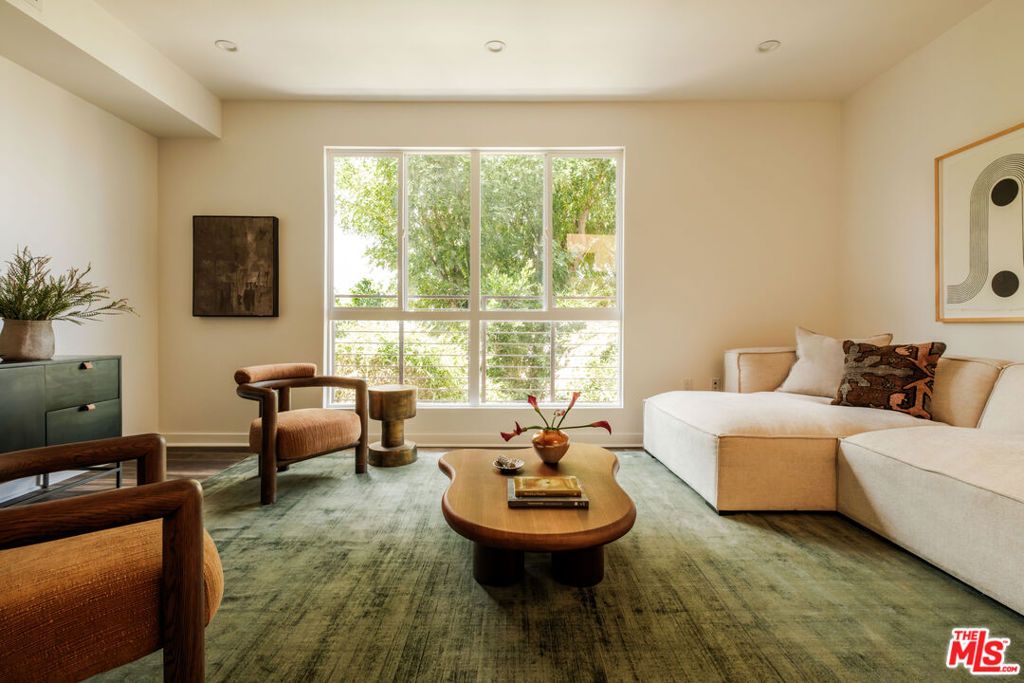 14113 W Monroe Place, Van Nuys, CA 91405