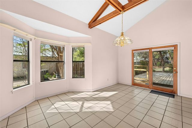 140 Donna DR, Wimberley, TX 78676