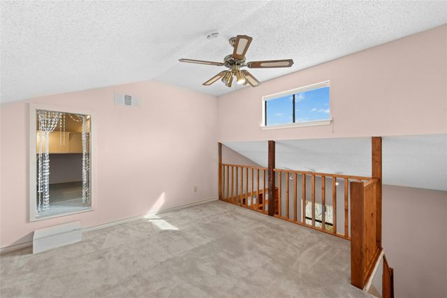 140 Donna DR, Wimberley, TX 78676