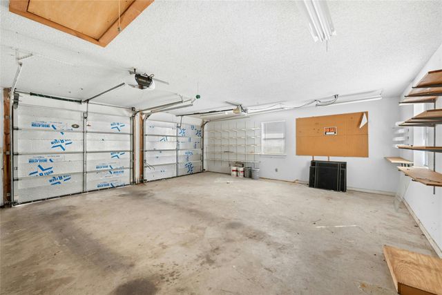 140 Donna DR, Wimberley, TX 78676