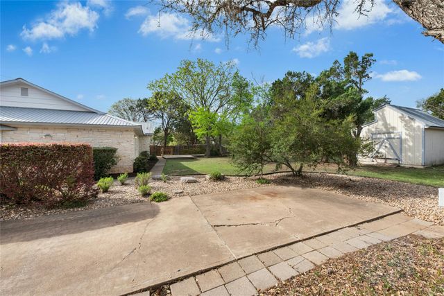 140 Donna DR, Wimberley, TX 78676