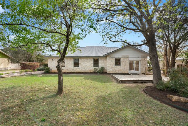140 Donna DR, Wimberley, TX 78676