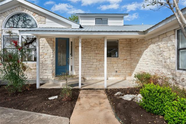 140 Donna DR, Wimberley, TX 78676
