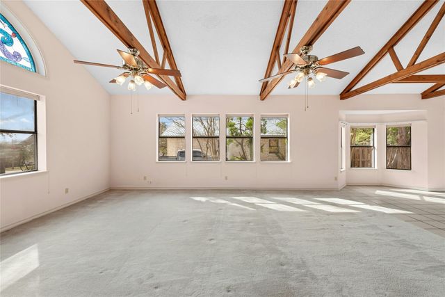 140 Donna DR, Wimberley, TX 78676