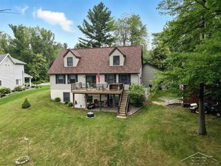 5505 N Clarence Court, Sanford, MI 48657