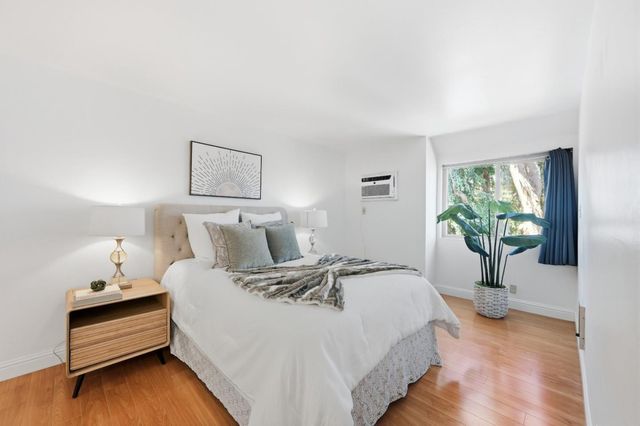 490 Auburn Way 15, San Jose, CA 95129