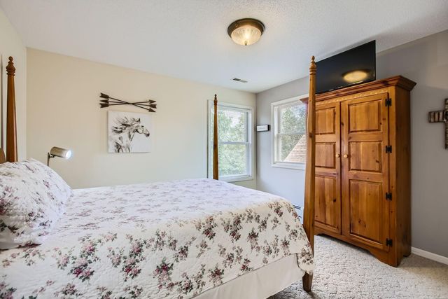 18046 Zodiac Street NE, Forest Lake, MN 55025