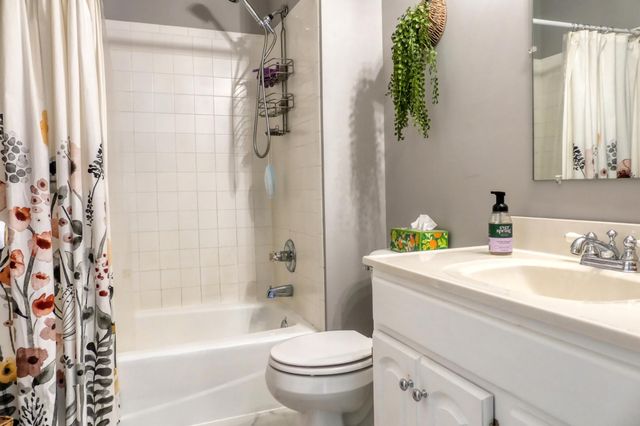 18046 Zodiac Street NE, Forest Lake, MN 55025