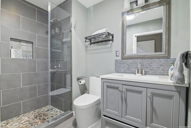 1022 GREY OAK DR, San Antonio, TX 78213