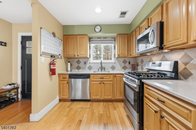 10 Coventry Ct, Old Bridge Twp., NJ 07747