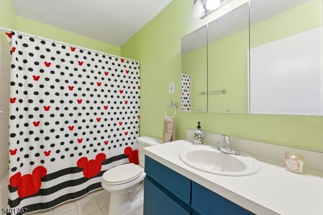 10 Coventry Ct, Old Bridge Twp., NJ 07747