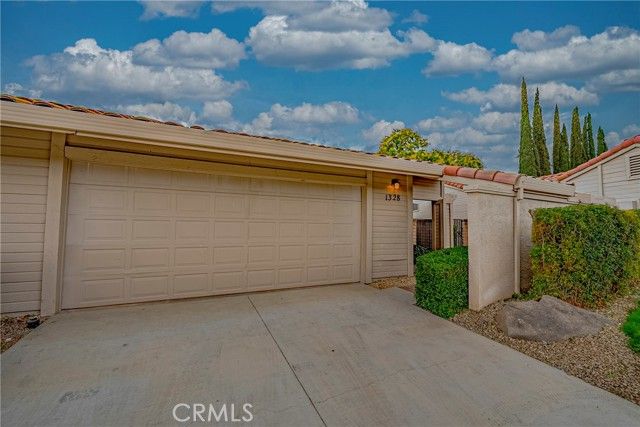 1328 Paseo Redondo Drive, Merced, CA 95348