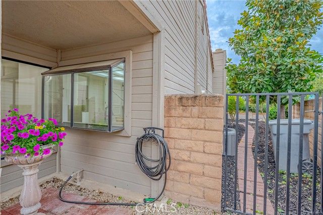 1328 Paseo Redondo Drive, Merced, CA 95348