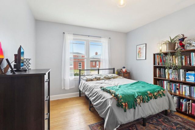 1703 E Norwich AVENUE, Saint Francis, WI 53235