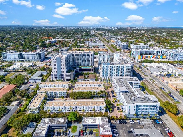 2134 Van Buren St 306, Hollywood, FL 33020