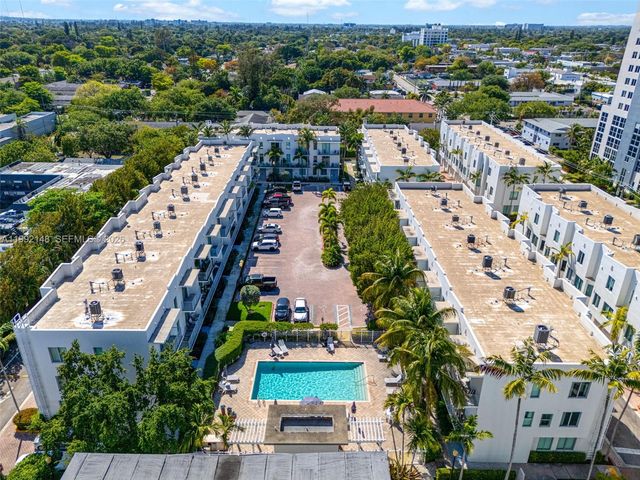 2134 Van Buren St 306, Hollywood, FL 33020
